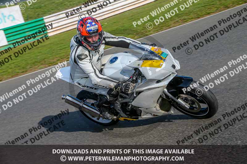 PJM Wedding Photography;enduro digital images;event digital images;eventdigitalimages;mallory park;mallory park photographs;mallory park trackday;mallory park trackday photographs;no limits trackdays;peter wileman photography;racing digital images;trackday digital images;trackday photos
